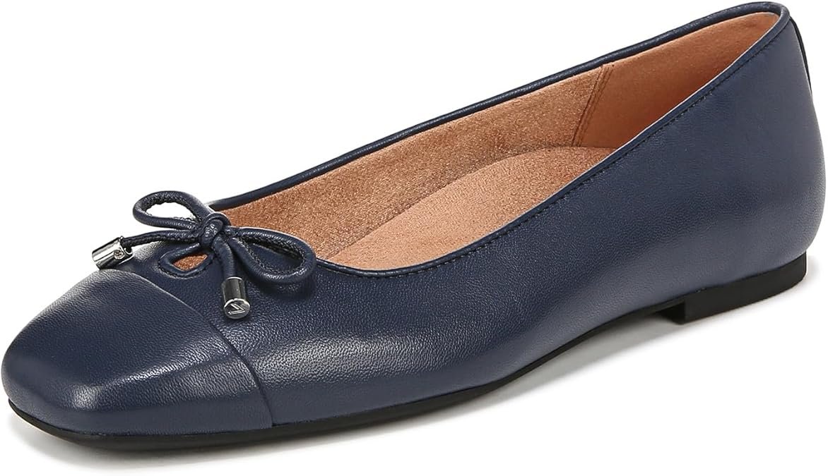 Top Women’s Work Shoes for Comfort (All-Day Support + Professional Style)